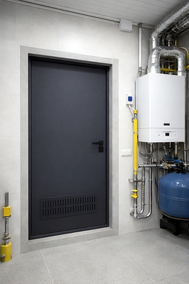 Дверь для котельной в доме