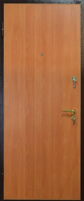 Арт-ММ28 Дверь ламинат