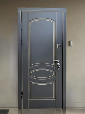 Дверь с фрезеровкой «классика»