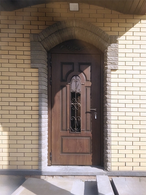 Морозостойкая входная дверь