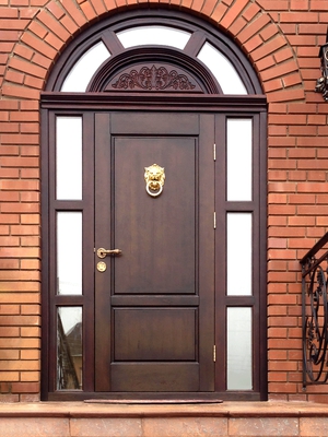 Нестандартная арочная дверь