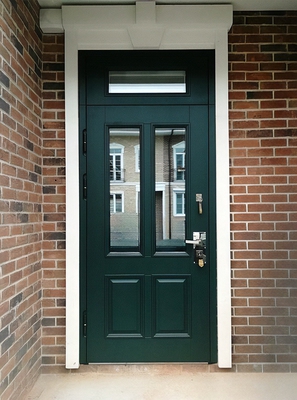 Темно-зеленая термодверь